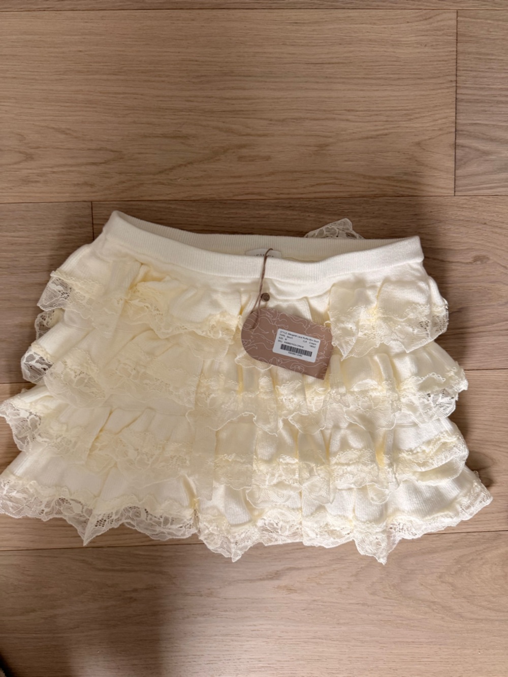 Ivory Lace Ruffle skort